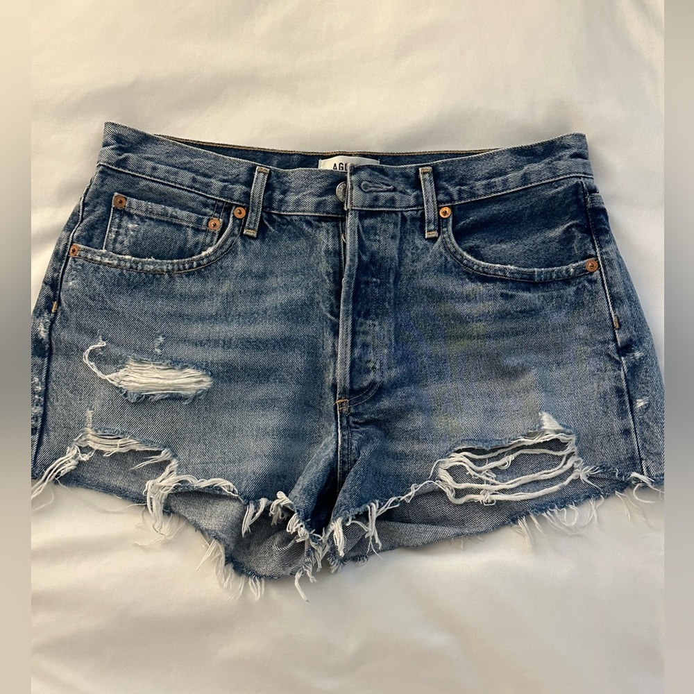 ✨AGOLDE DISTRESSED SHORTS✨
